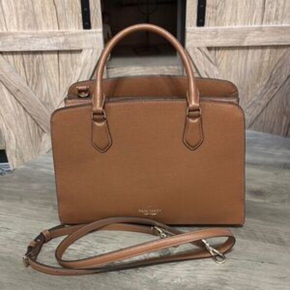 Katie Spade Handbag, Madison Medium Satchel. - Picture 3 of 6